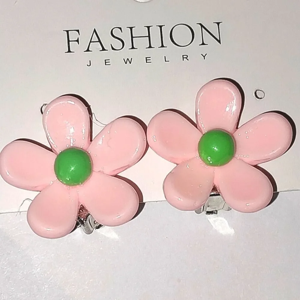 Beautiful girls pink floral clip-on earrings for kids